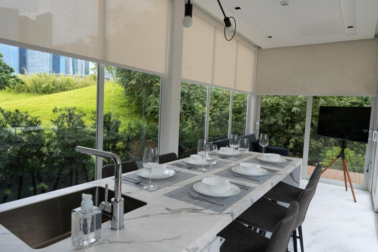 Garden Pod At Gardens By The Bay Hotell Singapore Exteriör bild